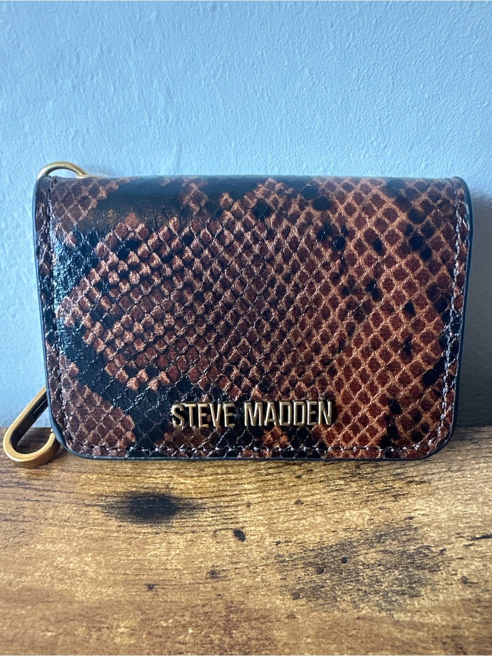 Steve Madden Brown Snake-Print Small Wallet with Gold Hardware Key Clasp NWOT